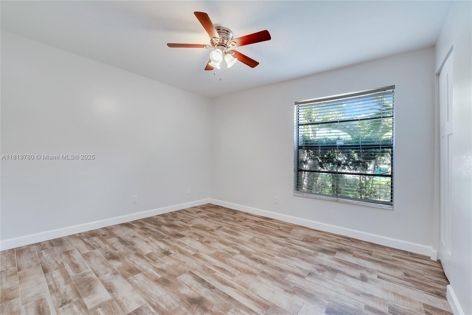 CROSSINGS TWNHSE SEC 1 - Residential Lease