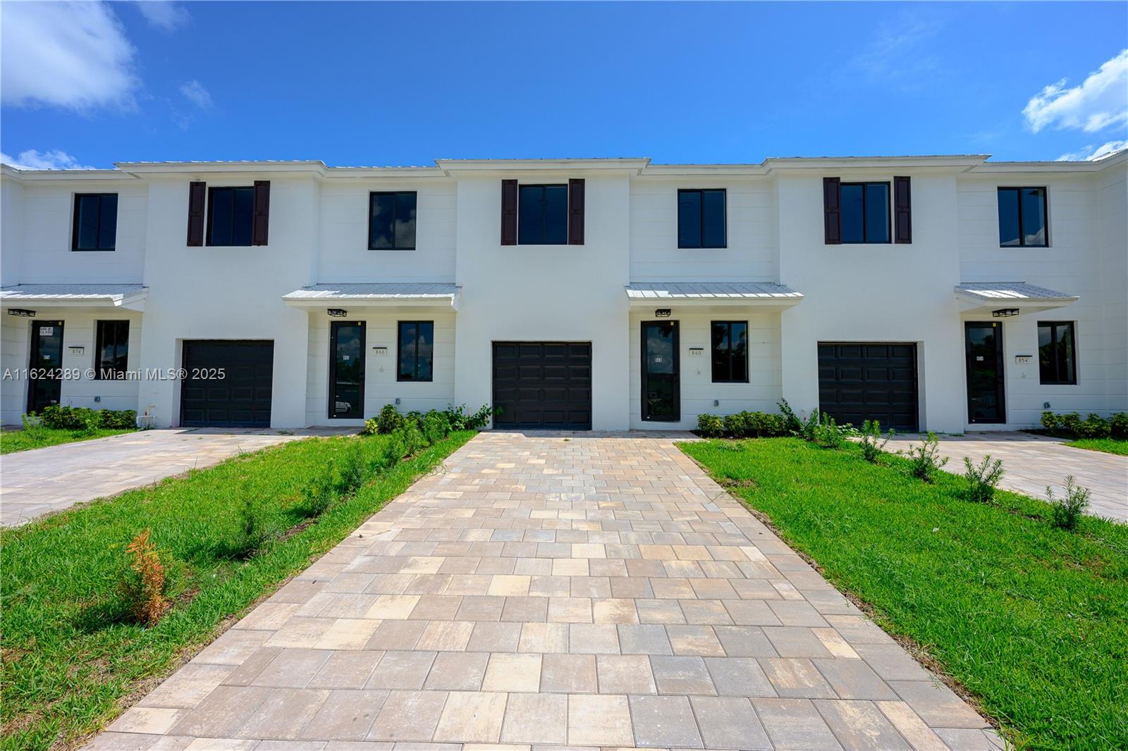 PALM AVE HEIGHTS - Residential