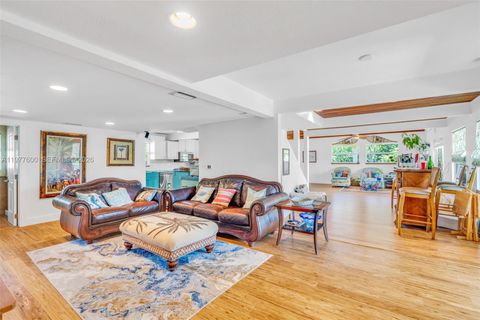 Tiny photo for 894 Ellen Dr, Key Largo, FL 33037 (MLS # A11977600)