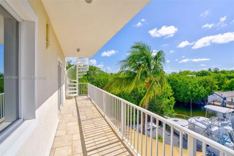 Tiny photo for 894 Ellen Dr, Key Largo, FL 33037 (MLS # A11977600)