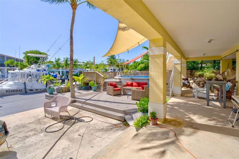 Tiny photo for 894 Ellen Dr, Key Largo, FL 33037 (MLS # A11977600)