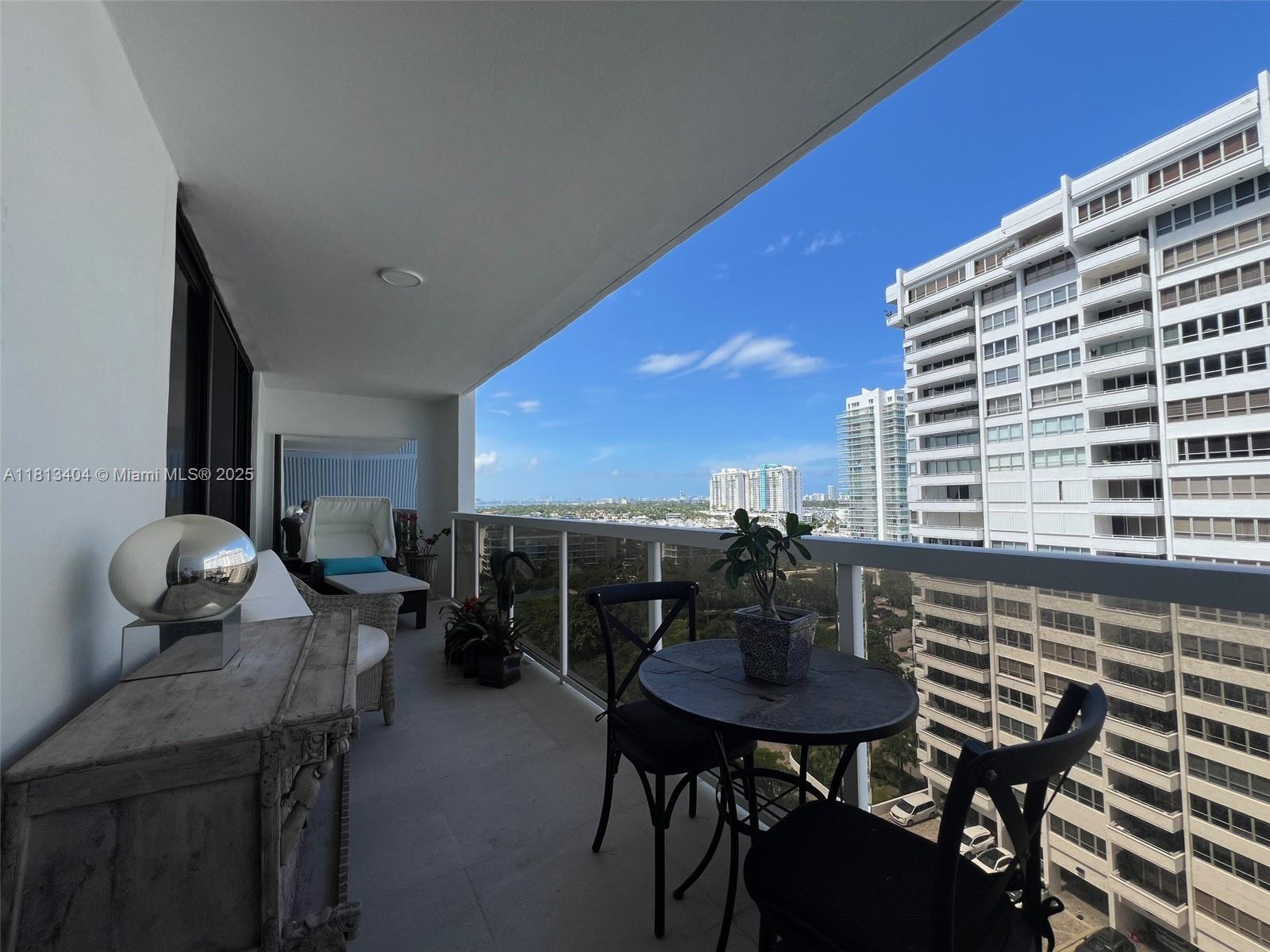 9 Island Ave 1409