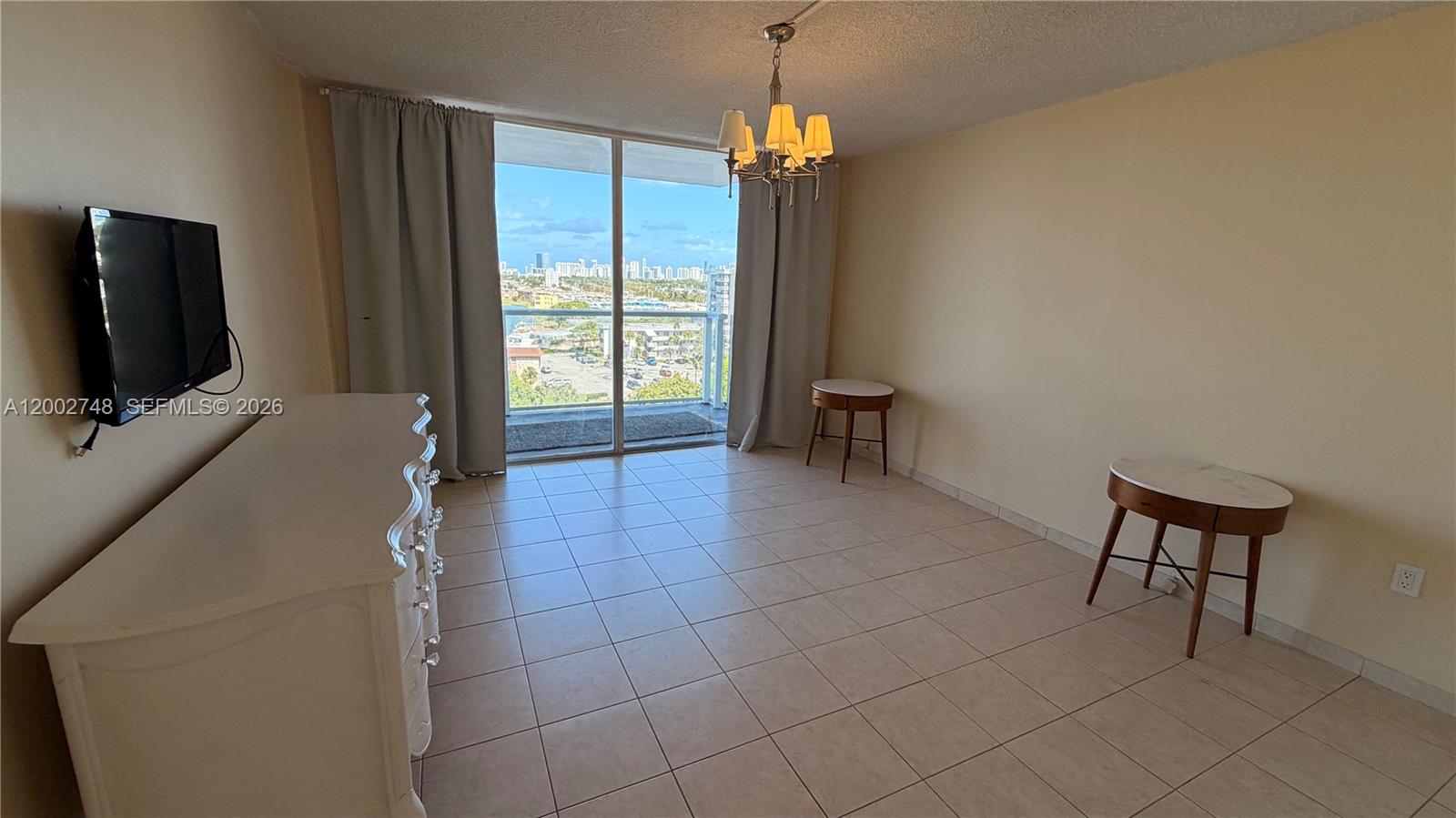 BUCKLEY TOWERS CONDO - EA - Residential Lease