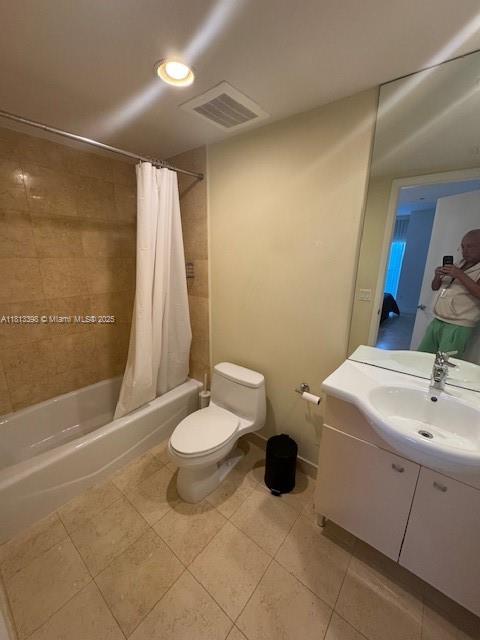 BEACH CLUB TWO CONDO - Residential