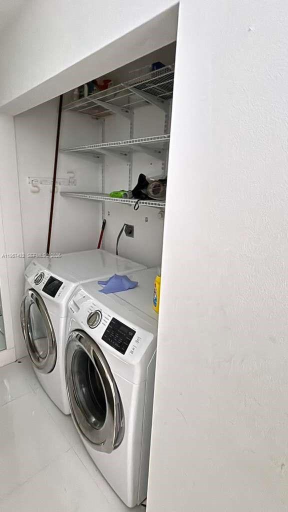 TOWNHOUSES AT JACARANDA - Residential