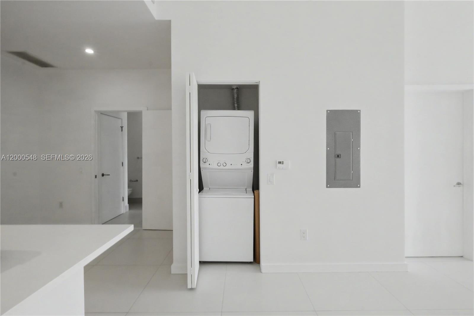 PARAISO BAYVIEWS CONDO - Residential