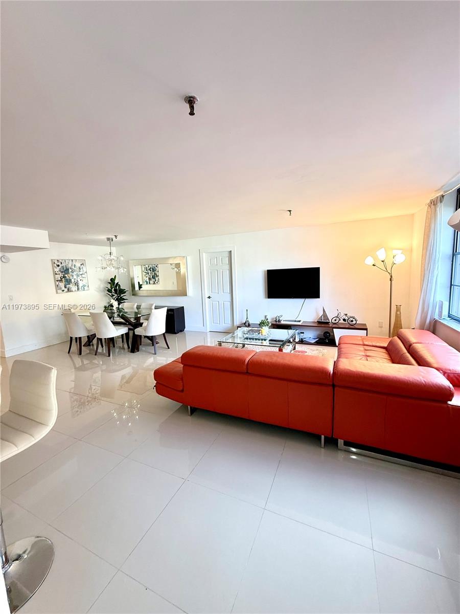 CEDAR GLENN CONDO APTS EA - Residential