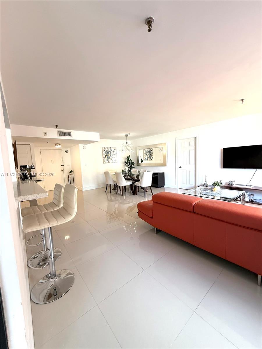 CEDAR GLENN CONDO APTS EA - Residential