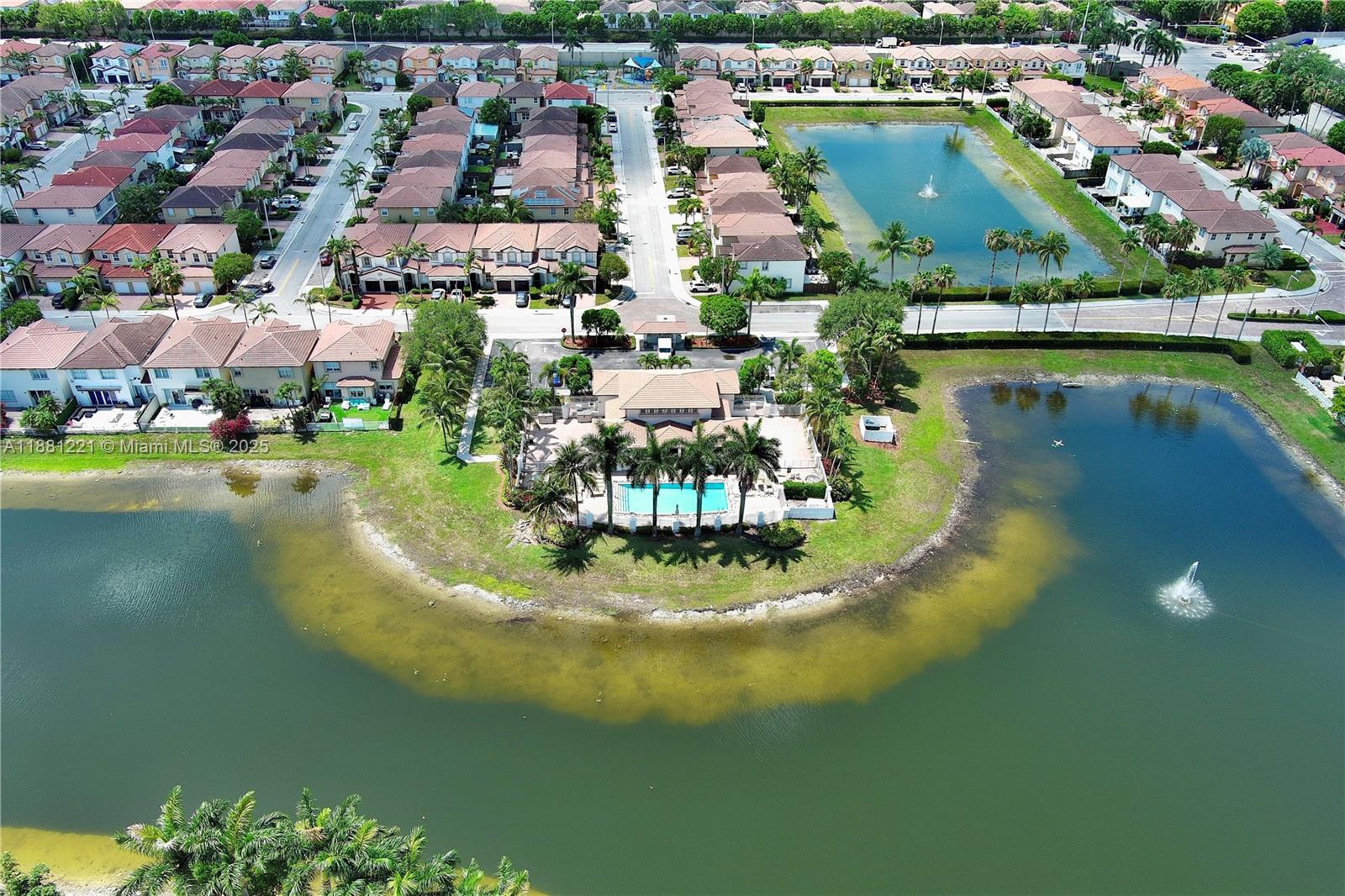 DORAL ISLES NORTH SEC ONE - Residential