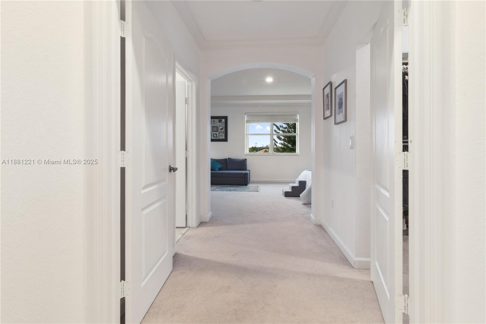 DORAL ISLES NORTH SEC ONE - Residential