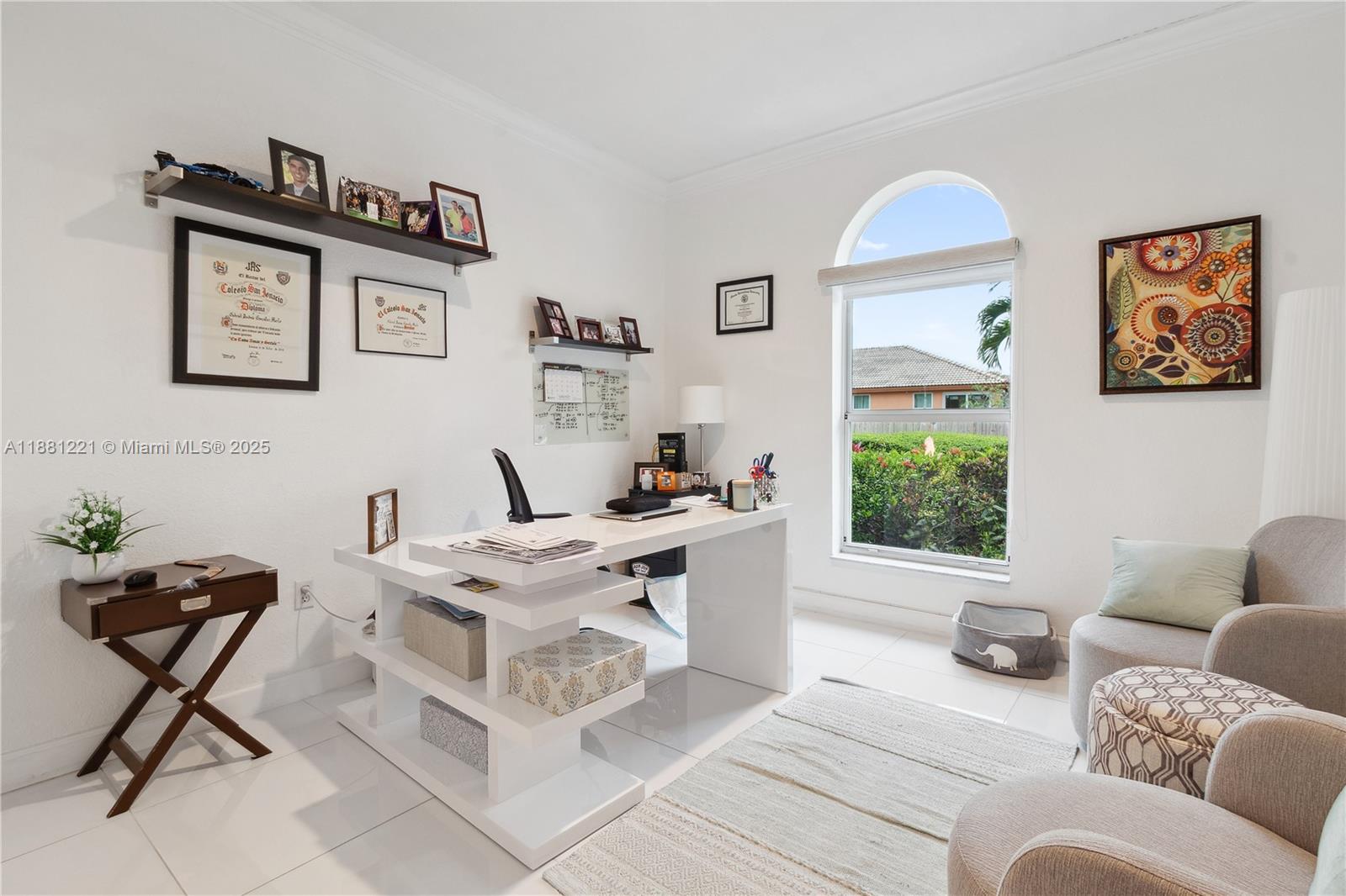 DORAL ISLES NORTH SEC ONE - Residential