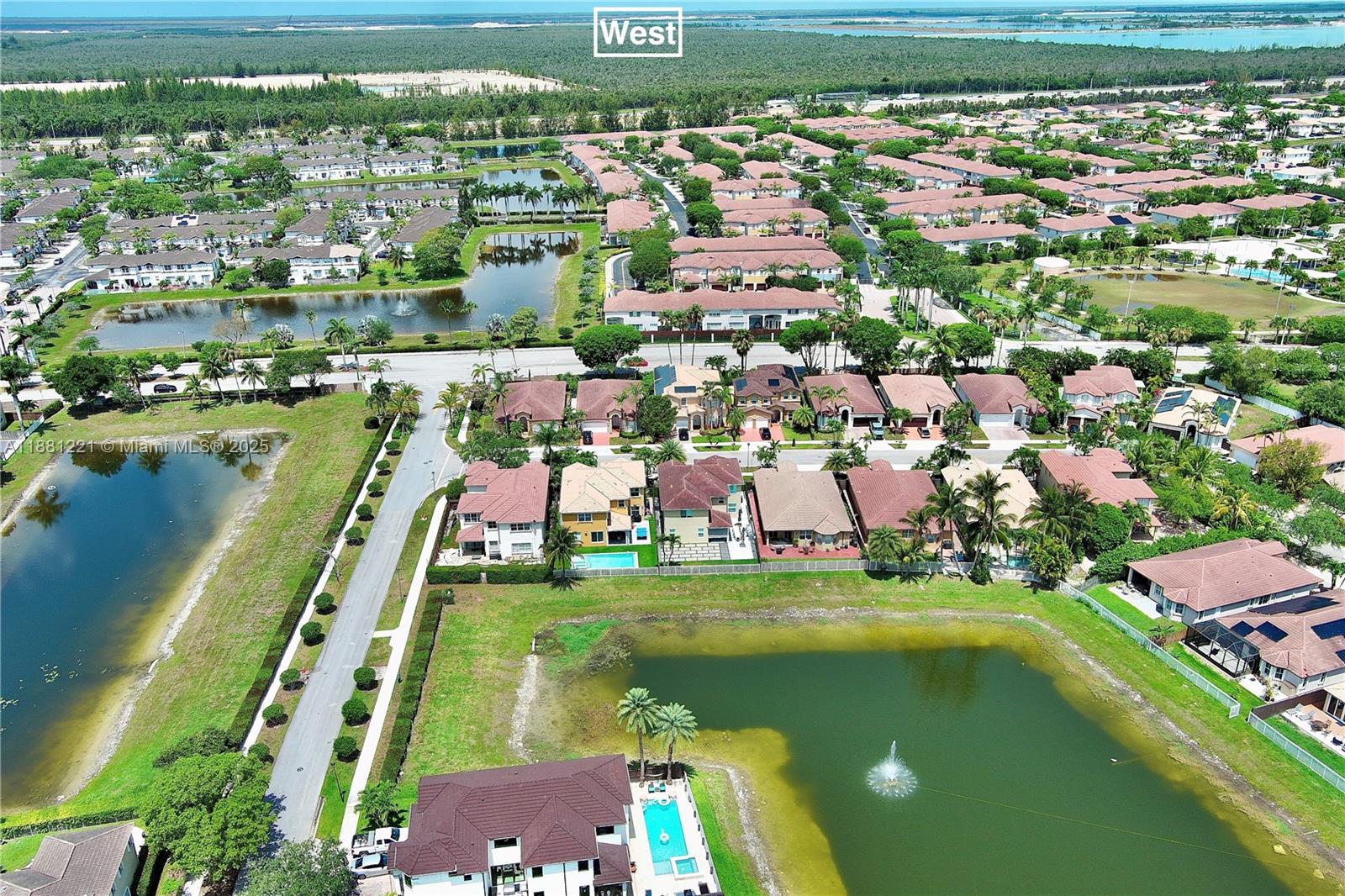 DORAL ISLES NORTH SEC ONE - Residential