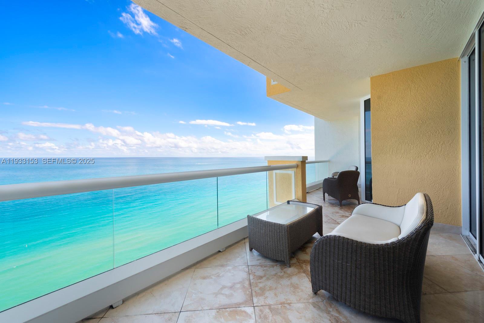 ACQUALINA OCEAN RESIDENCE - Residential