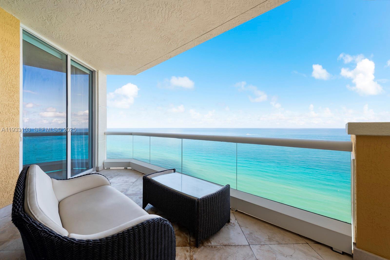 ACQUALINA OCEAN RESIDENCE - Residential