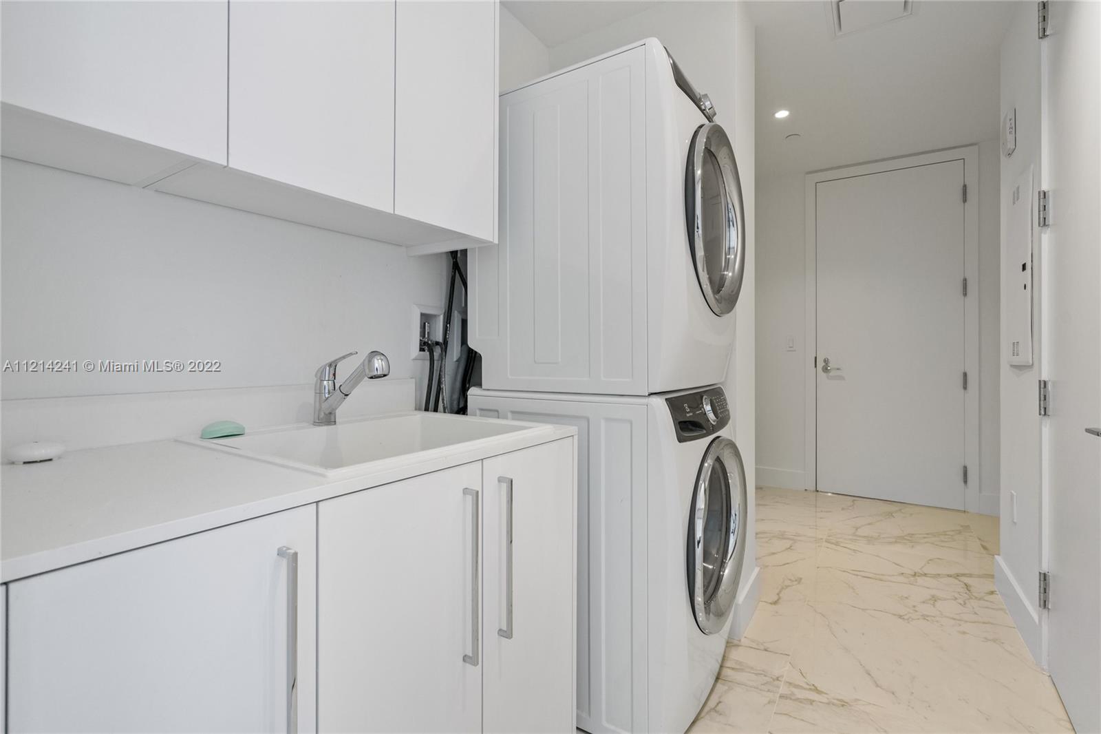 Ritz Carlton Sunny Isles - Residential Lease