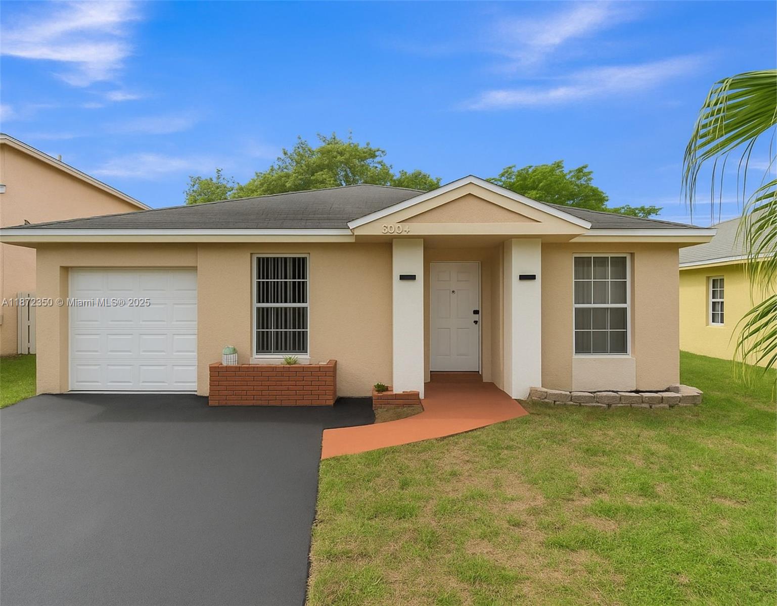 VILLAS AT WOODLAND GREENS - Residential