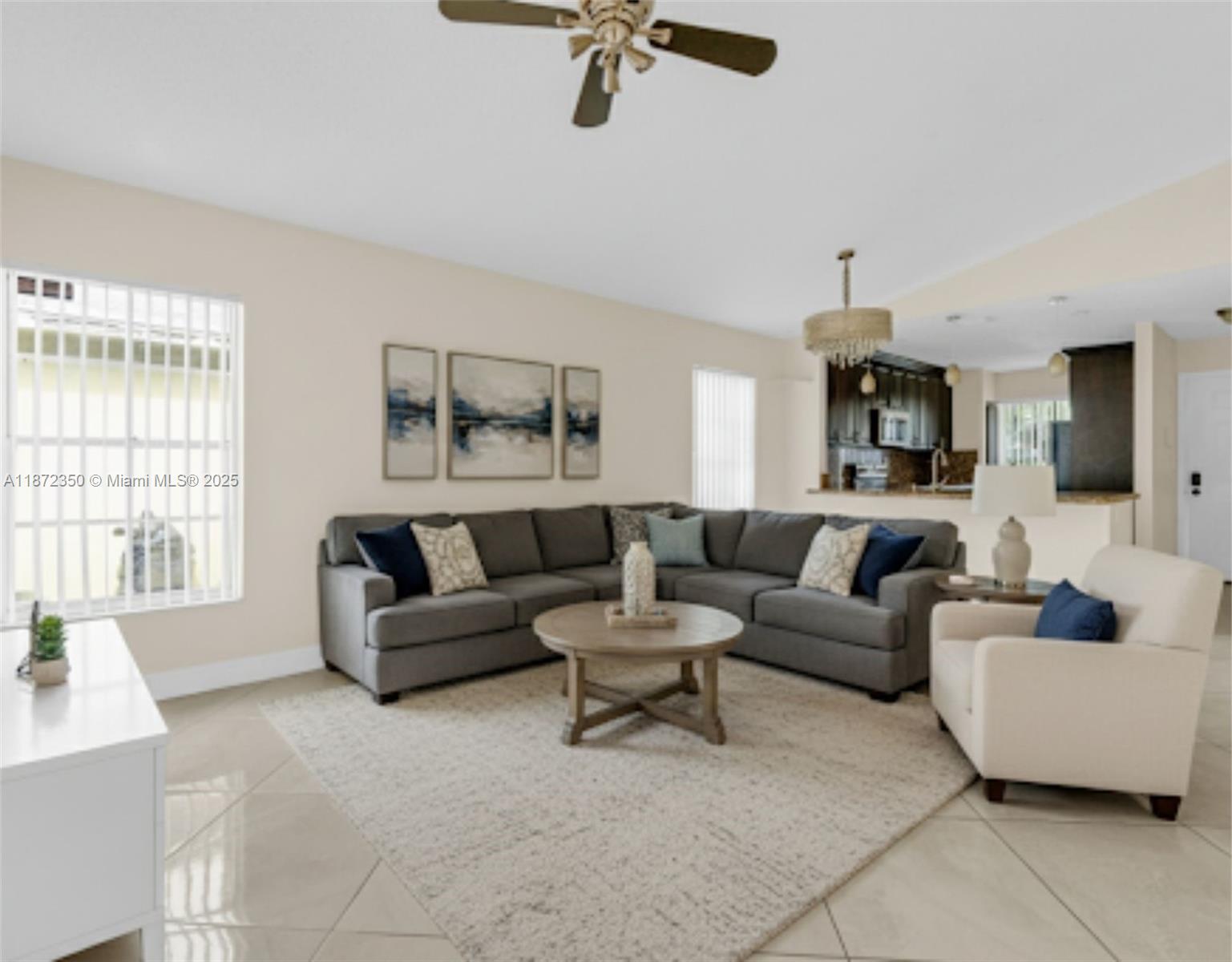 5904 Woodland Point Pl