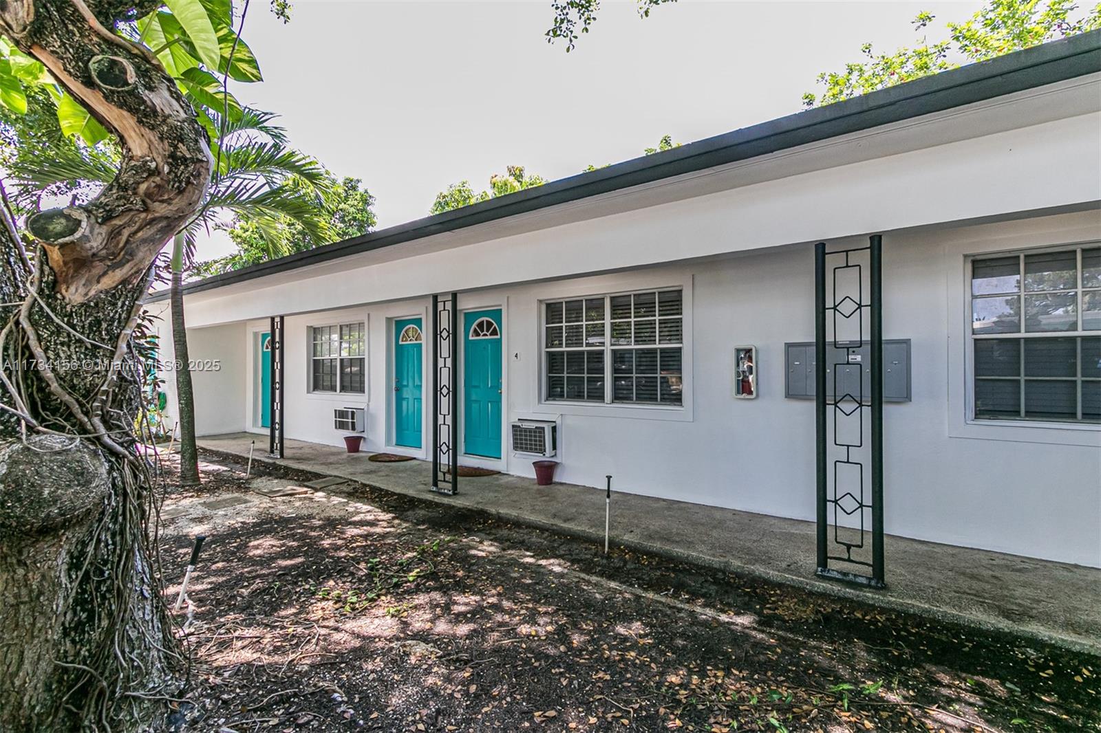 Unique opportunity to own a LEGAL 6-UNIT building + a Laundry room, large corner lot located in the east Fort Lauderdale neighborhood of Lake Ridge! Five studios & one 1-bedroom. Building recently updated/renovated . New electrical panels, partial PVC, tile flooring, several water heaters, appliances & A/C units replaced, recessed lighting, W/D on site. Parking for 8+ cars. All long-term tenants now, but this is a perfect AIRBNB opportunity for the future! Current CAP rate 5.1%. Less than 2 miles to Fort Lauderdale Beach!