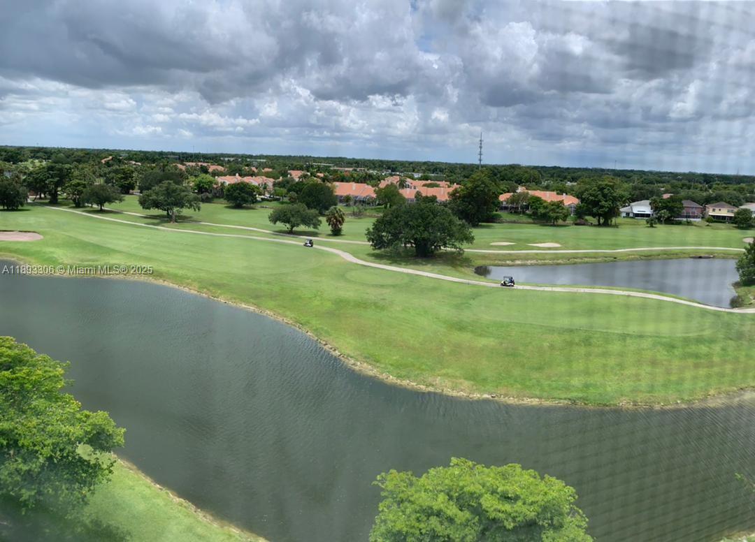 PALM-AIRE C C APTS 114 CO - Residential