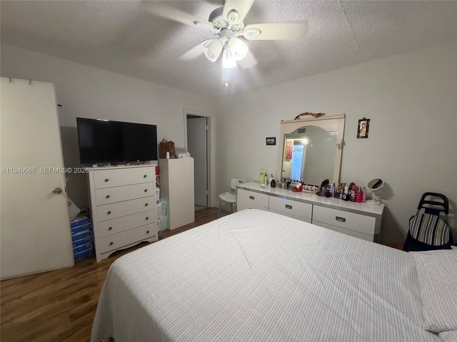 WINDING LAKE AT WELLEBY - Residential