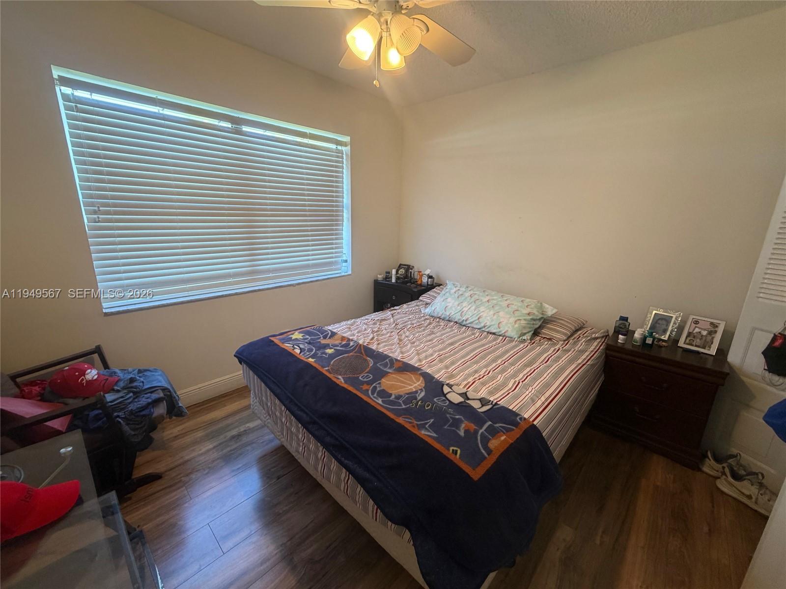 WINDING LAKE AT WELLEBY - Residential