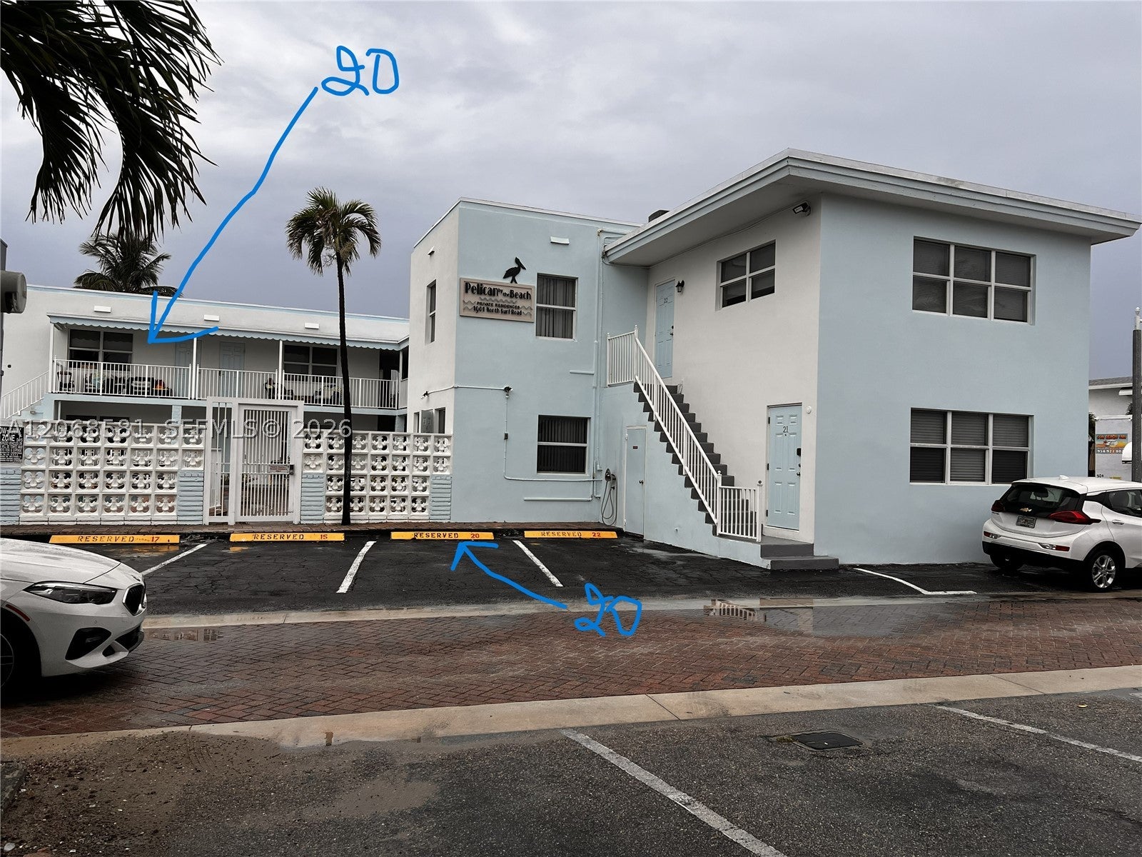 1901 N Surf Rd