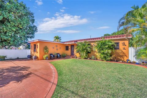 Photo of 683 W 39th St, Hialeah, FL 33012 (MLS # A11912589)