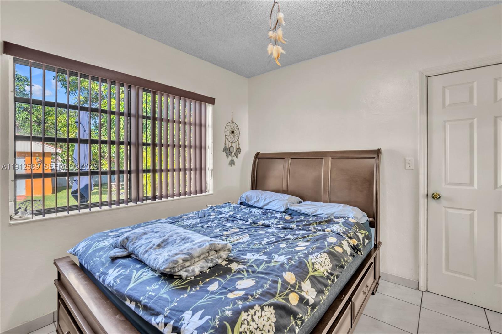 NORTH HIALEAH HEIGHTS - Residential