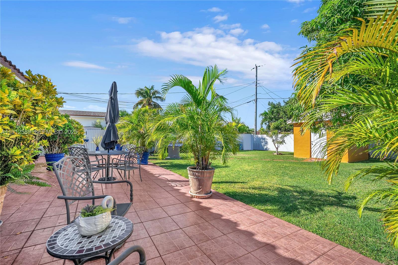 NORTH HIALEAH HEIGHTS - Residential