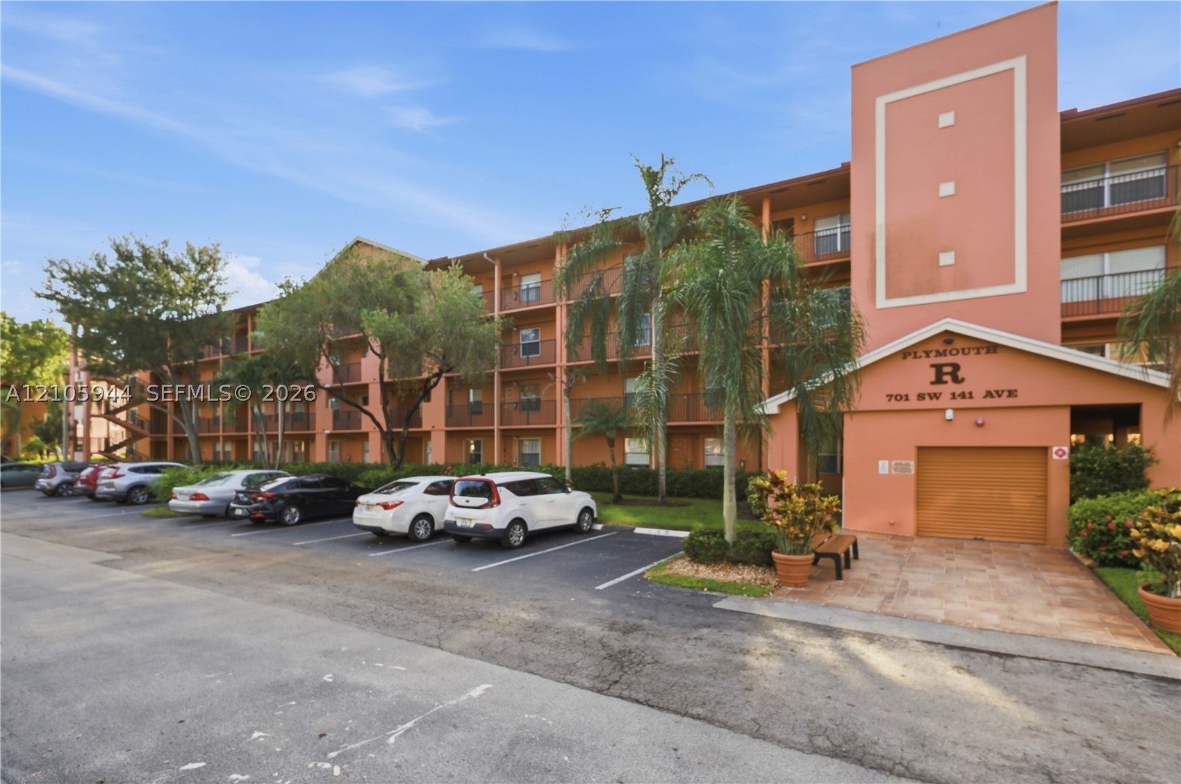 701 SW 141st Ave 203R