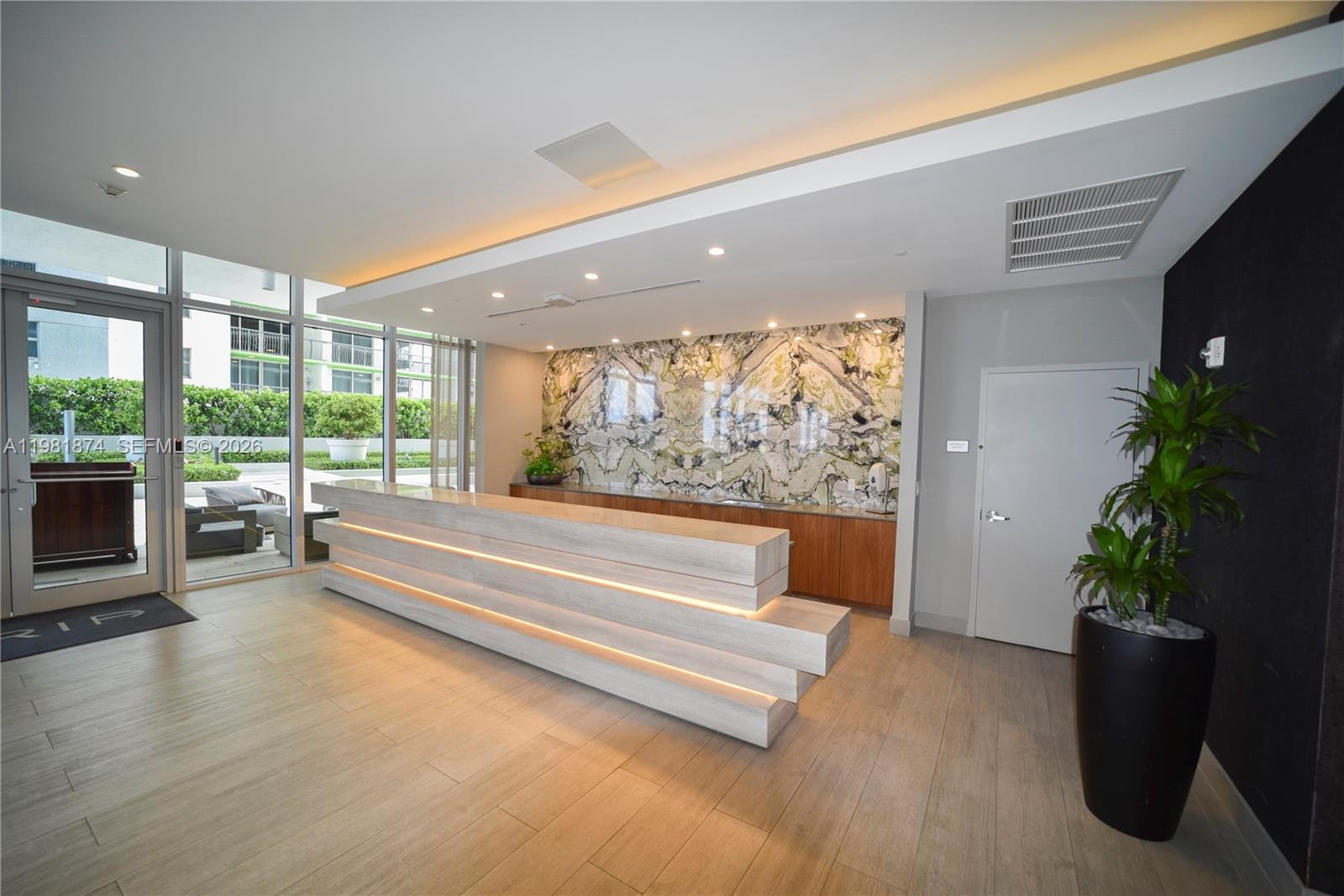 ARIA ON THE BAY CONDO - Residential