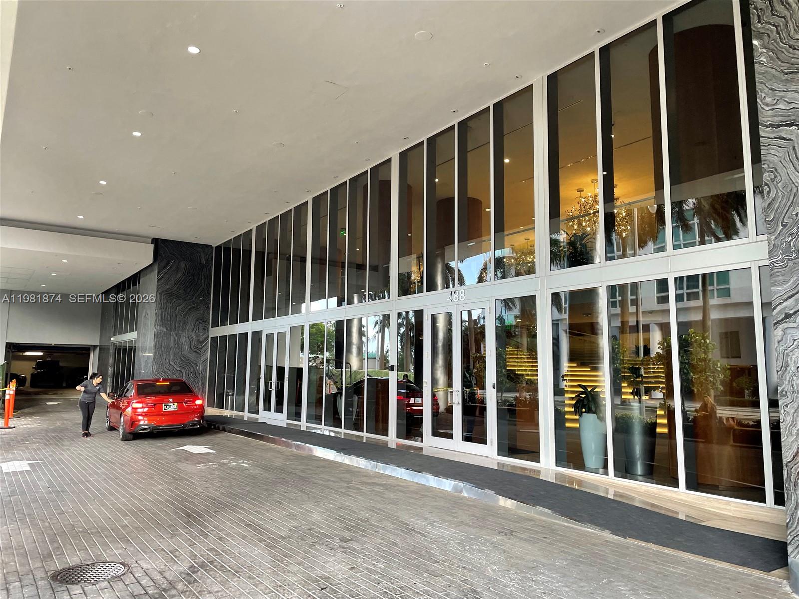 ARIA ON THE BAY CONDO - Residential