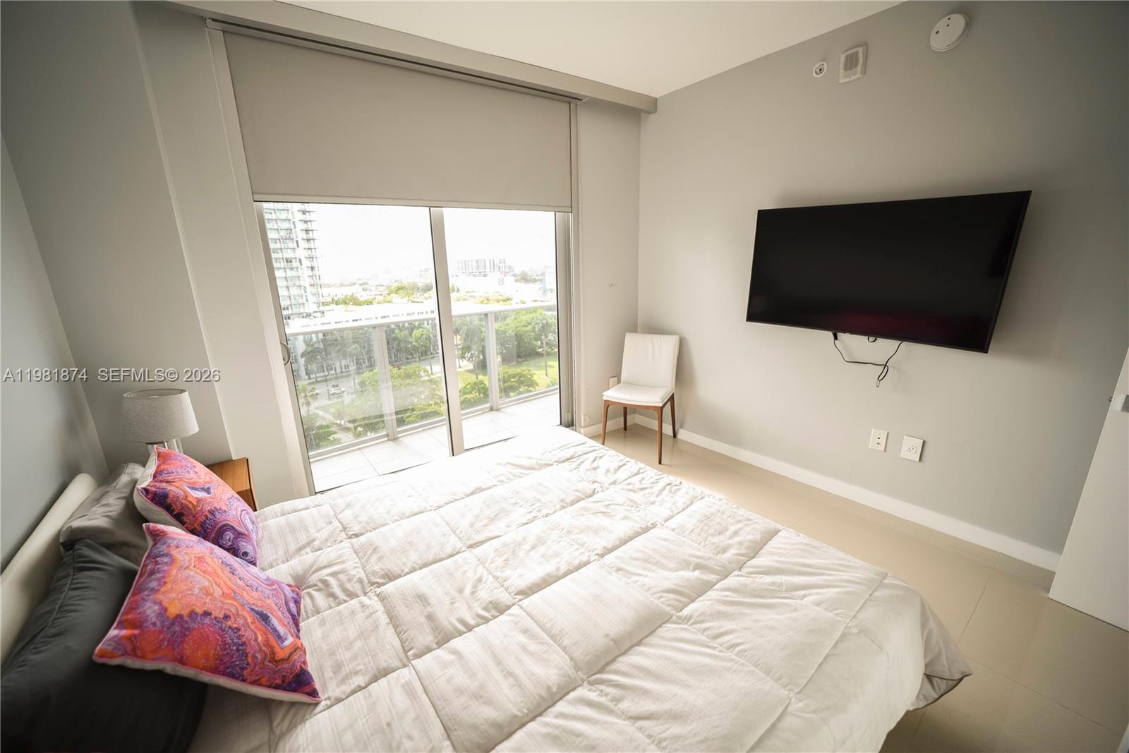 ARIA ON THE BAY CONDO - Residential