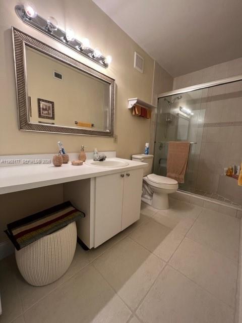 THE MEADOWS LAKE NORTH CO - Residential