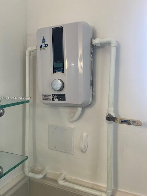 GARDEN VILLAS CONDO - Residential