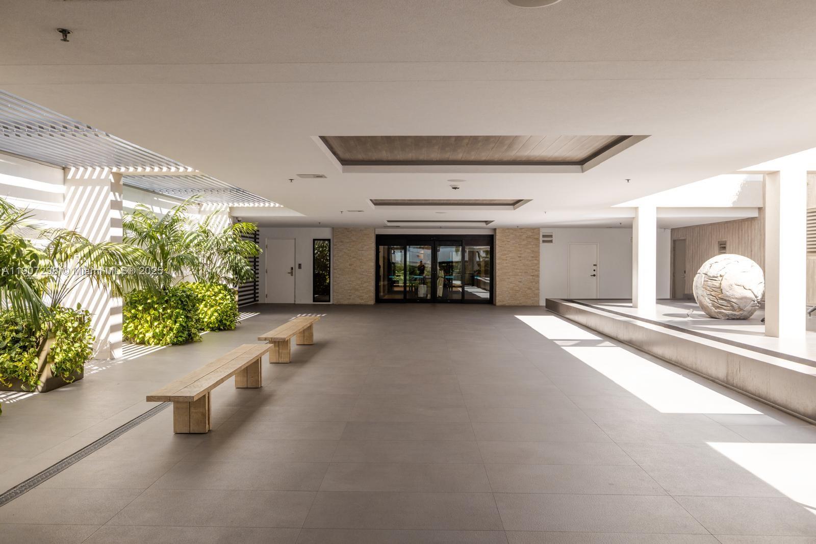 RONEY PALACE CONDO - Residential Lease