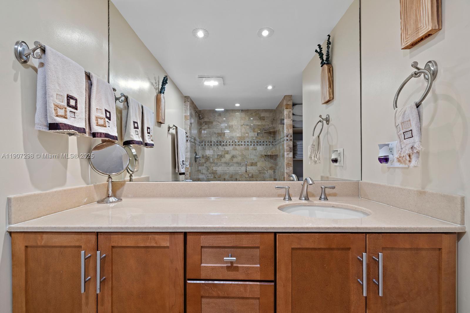 RONEY PALACE CONDO - Residential Lease