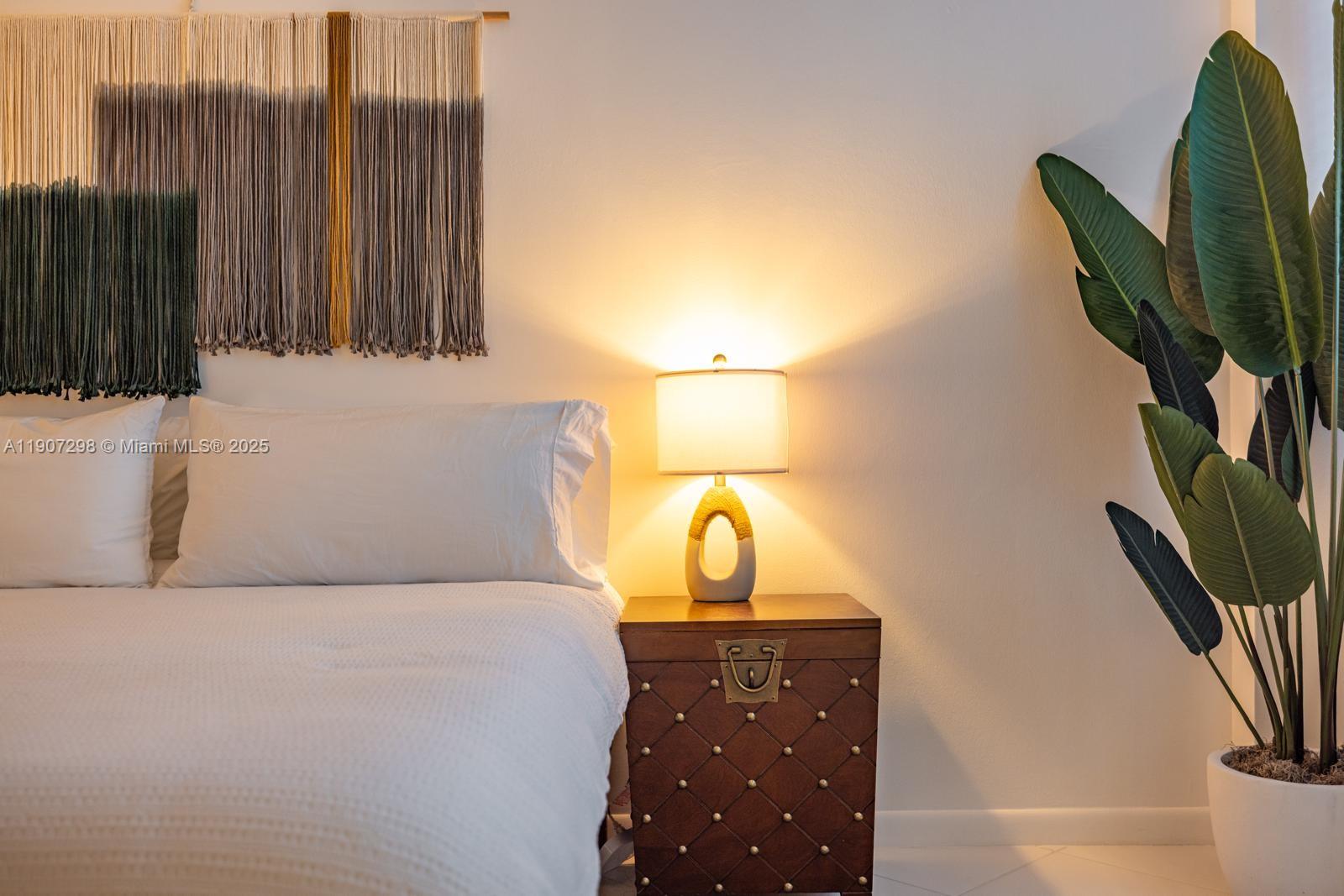 RONEY PALACE CONDO - Residential Lease