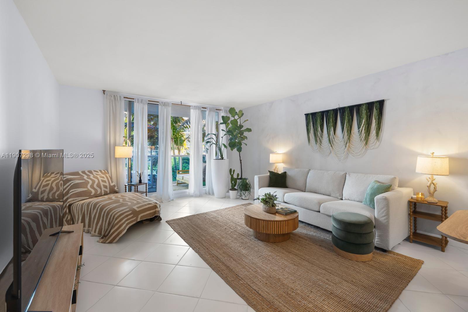 RONEY PALACE CONDO - Residential Lease