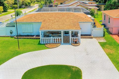 480 NE 109th St Miami FL 33161