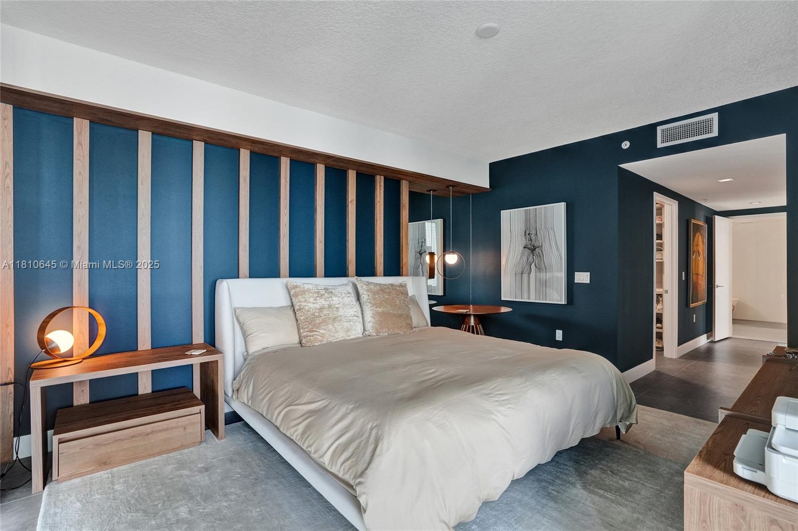 PARQUE TOWERS CONDO - Residential