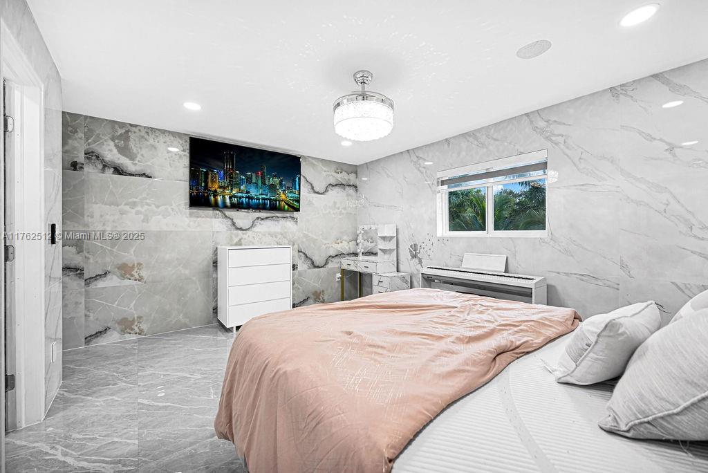 SUNILAND ESTATES - Residential