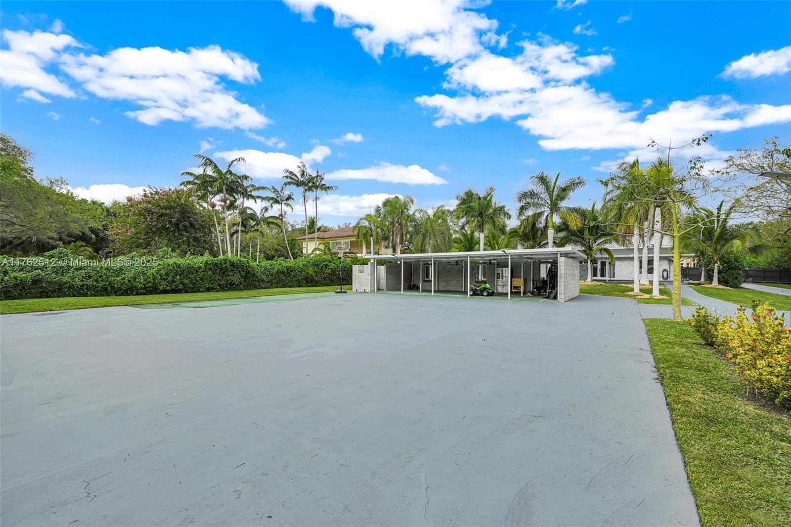 SUNILAND ESTATES - Residential