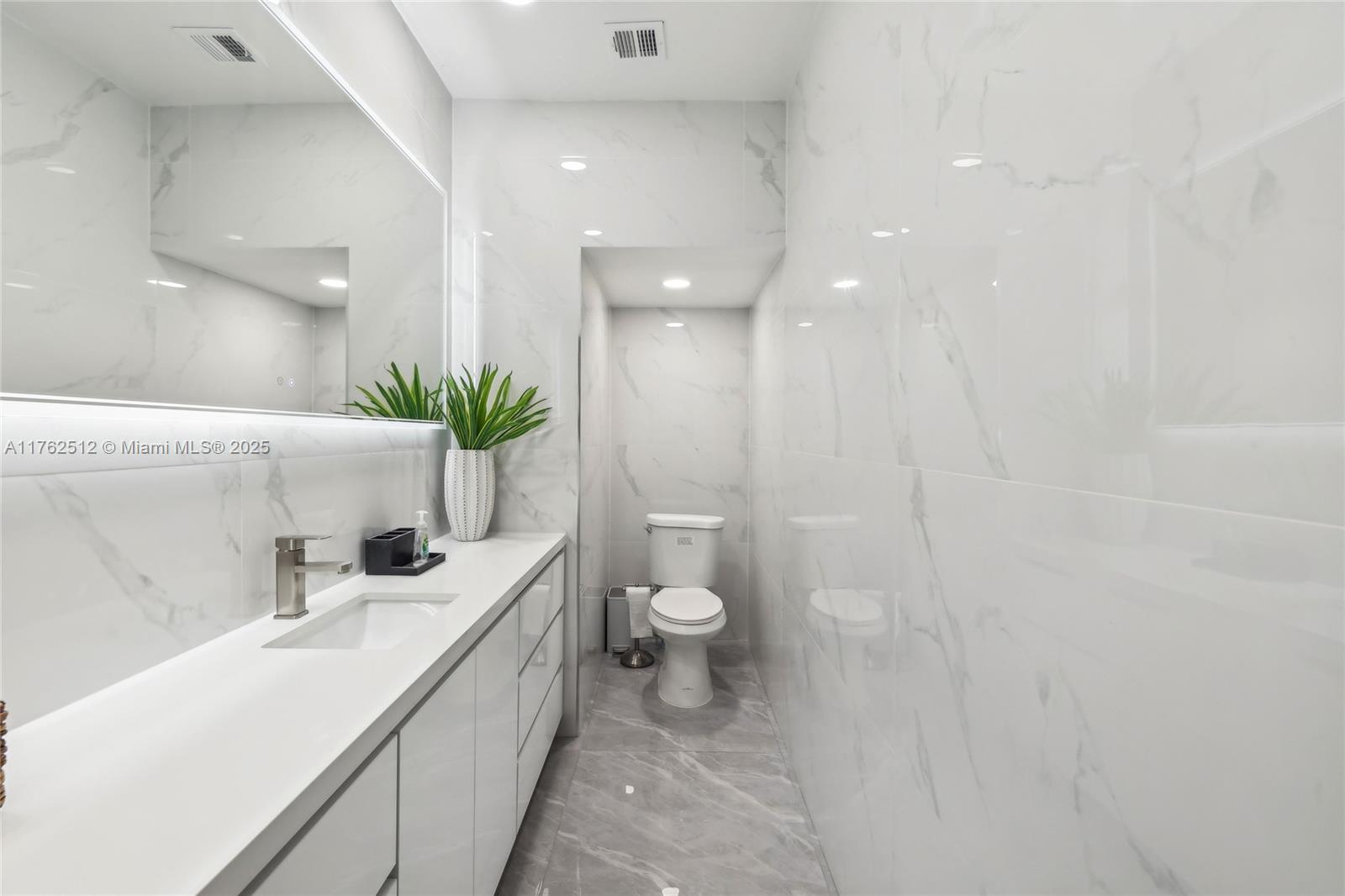 SUNILAND ESTATES - Residential