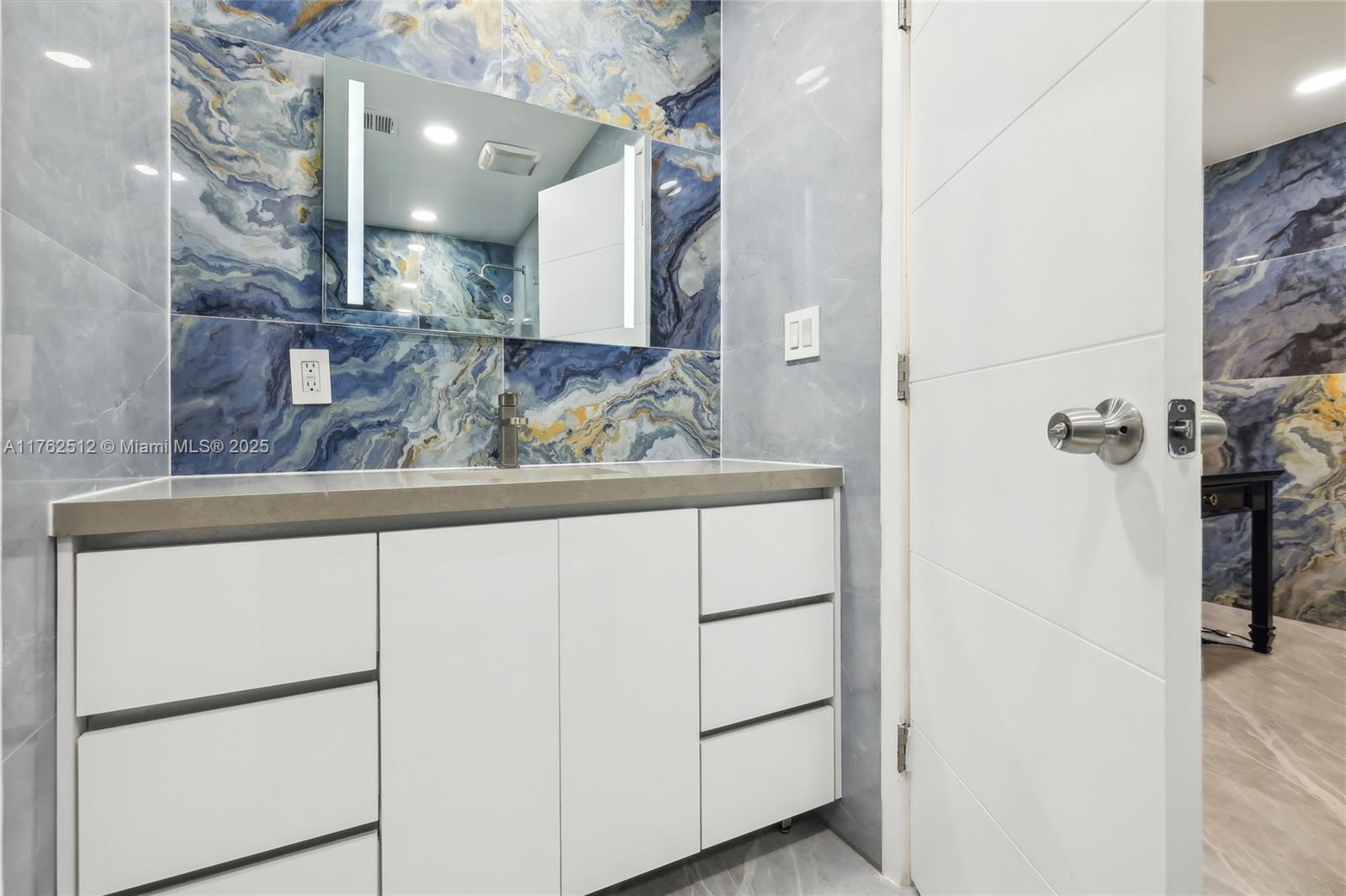 SUNILAND ESTATES - Residential