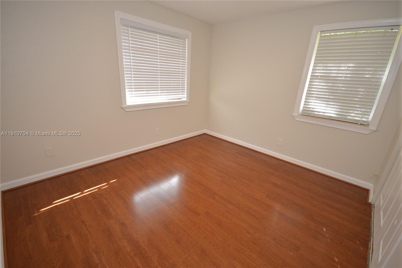 NEWMANS SURVEY - Residential Lease