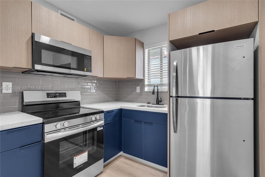 Live in Miami’s Hottest Spot! Stylish & fully
remodeled 2BD/2BA in the heart of MiMo District. Primary suite w/ walk-in closet, sleek new kitchen w/ stainless
appliances, updated baths, central A/C, impact windows & custom closets. 1st-floor unit w/ assigned parking.
Steps from Biscayne Blvd, surrounded by the trendiest restaurants & bars. Just 12 min to Wynwood, Design
District & Midtown, and 10 min to the beach. Live where Miami happens!