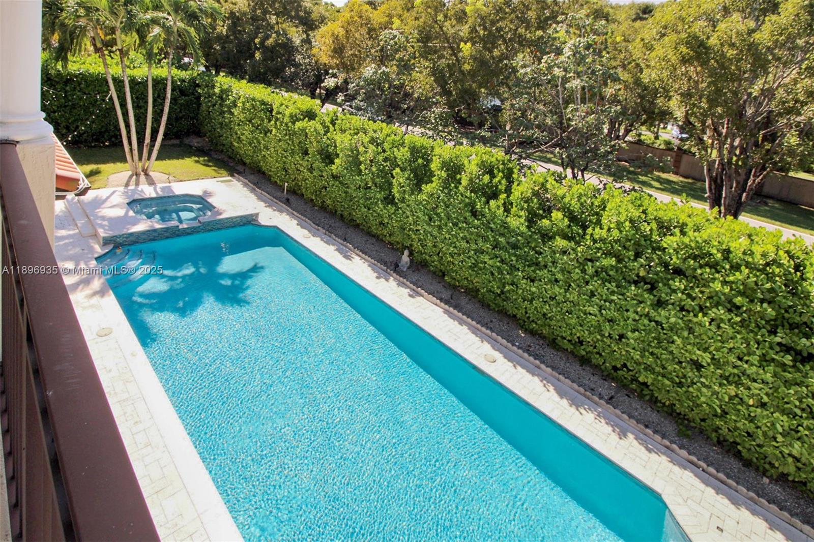 CUTLER CAY - Residential