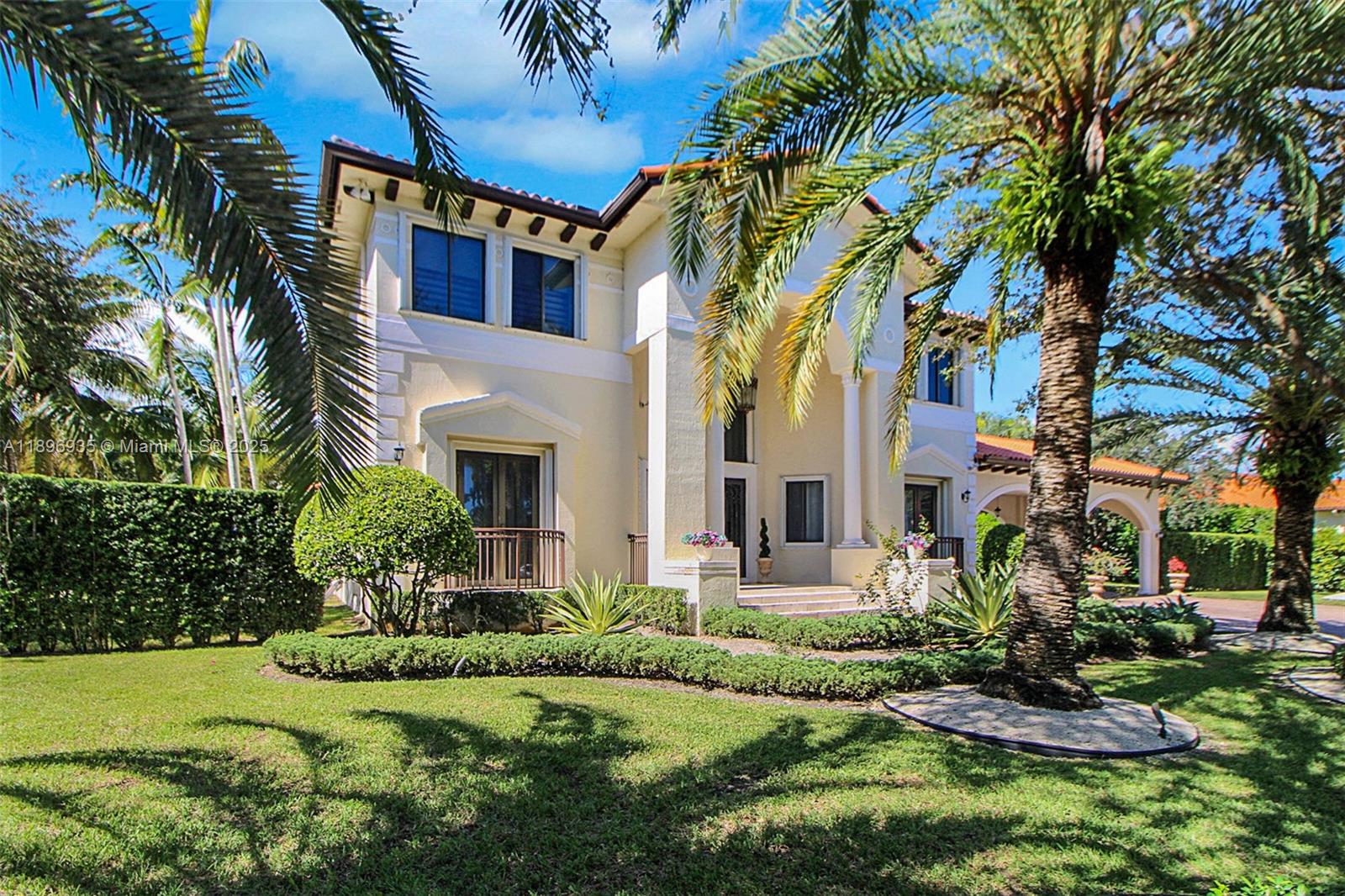 CUTLER CAY - Residential