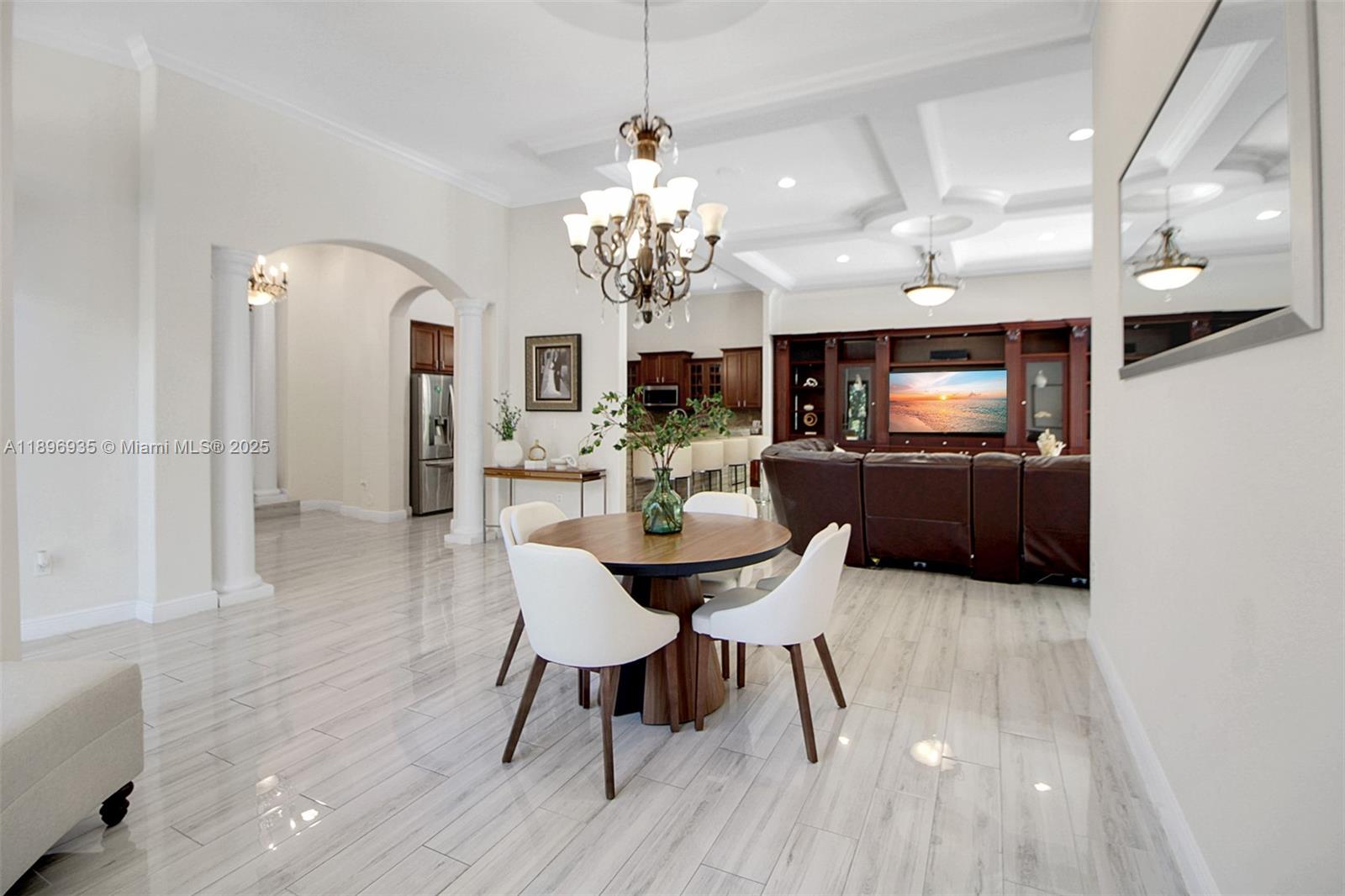 CUTLER CAY - Residential